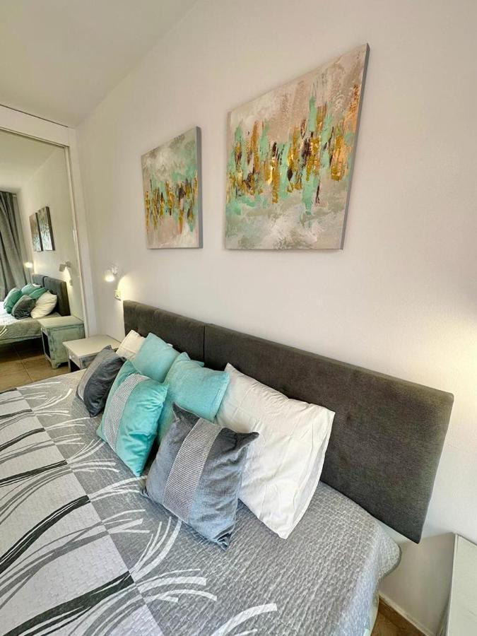 Sunny Apartment & Heated Pool Лос Кристианос Екстериор снимка